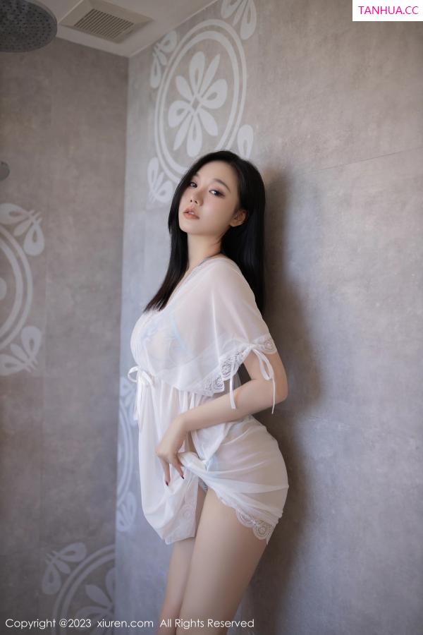 安然Maleah  [XiuRen]高清写真图 2023.05.30 No.6827 安然anran 浴室美腿第4张图片